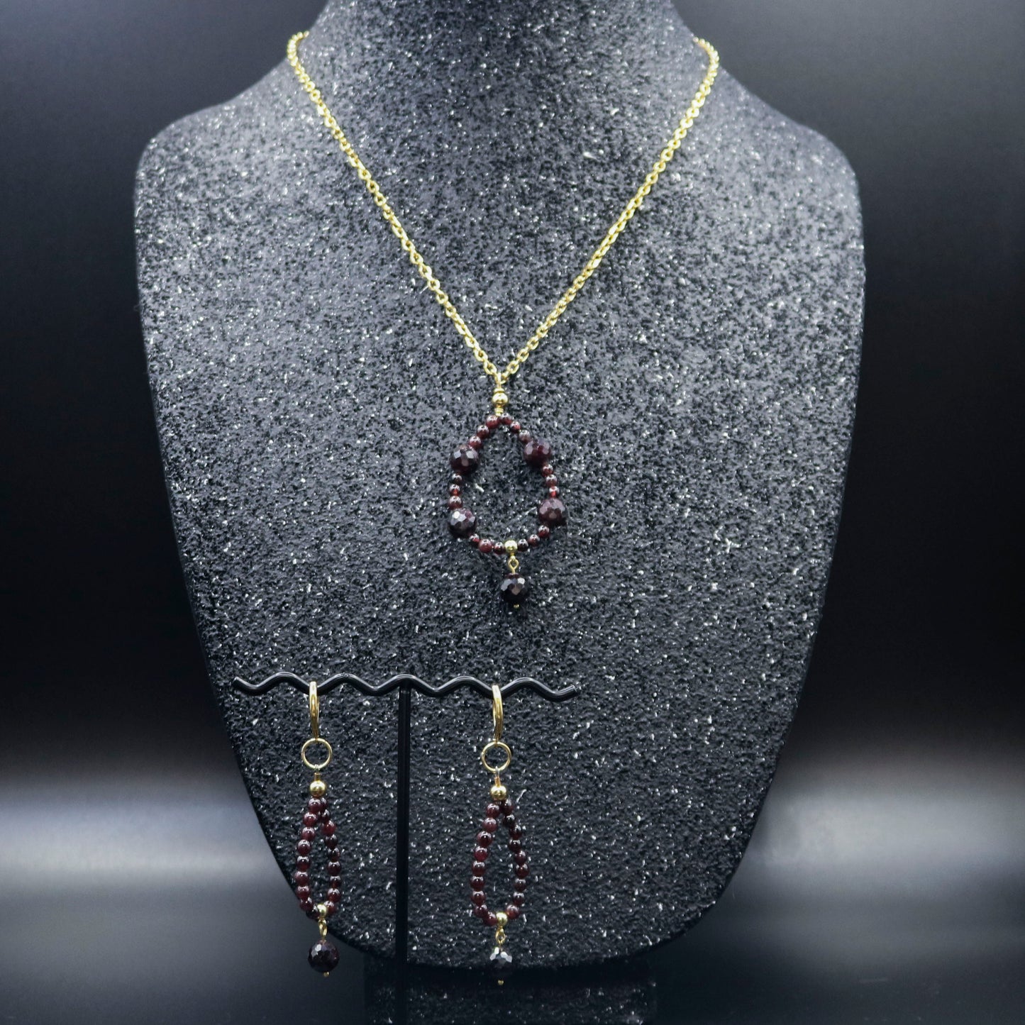 Cable Chain Necklace with Red Garnet Gemstone Tear Drop Pendant