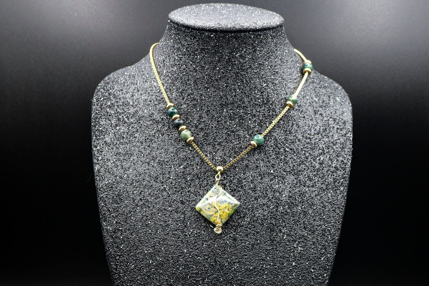 Box Chain Necklace with Moss Agate & Dendritic Agate Focal