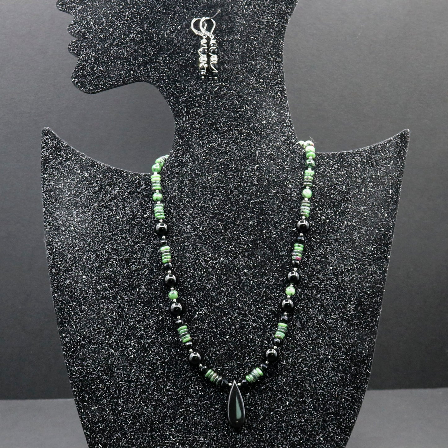 Black Onyx & Ruby in Zoisite Necklace w/Teardrop Pendant